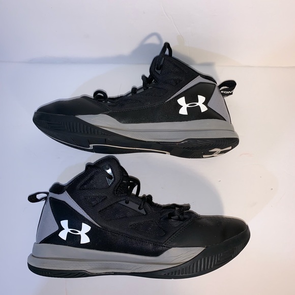 under armour jet mid